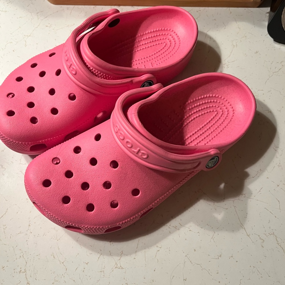 CROCS - Vibrant Pink